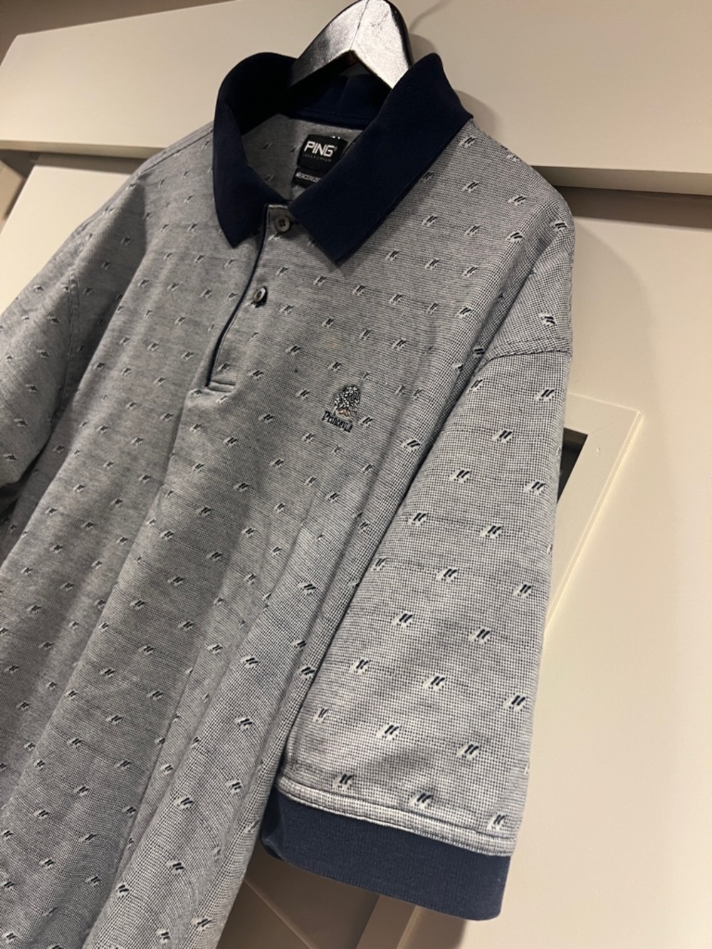 Like New PING Princeville Light Gray Golf Polo with Navy Collar and Micro Print! - Picture 4 of 11